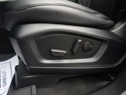 Used 2023 Ford Explorer Limited w/ Equipment Group 301A image 21