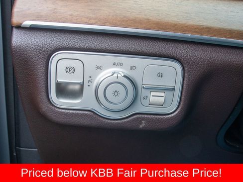 Used 2021 Mercedes-Benz GLE 350 w/ AMG Line Exterior image 20