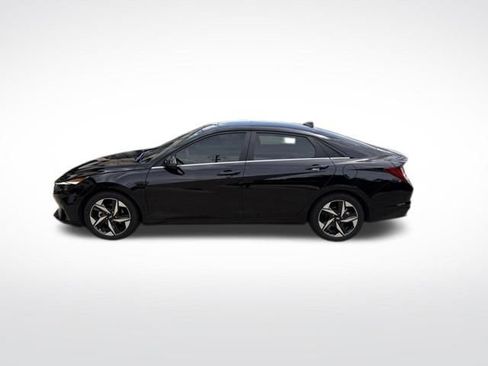 Used 2023 Hyundai Elantra Limited FWD image 6