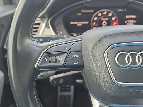 Used 2018 Audi SQ5 Premium Plus w/ S Sport Package image 17