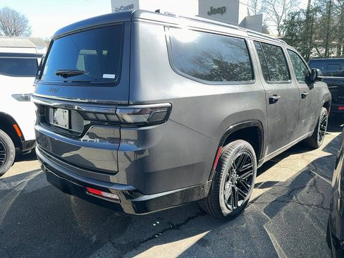 New 2026 Jeep Grand Wagoneer L Limited AWD/4WD image 3