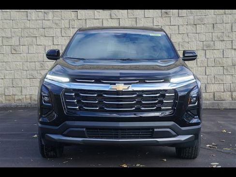 New 2026 Chevrolet Equinox LT FWD image 17