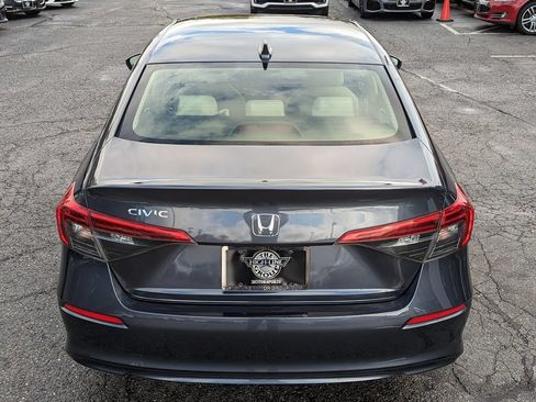 Used 2022 Honda Civic EX image 8