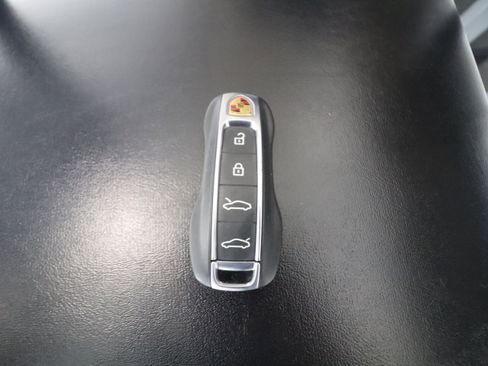 Certified 2025 Porsche Taycan image 25