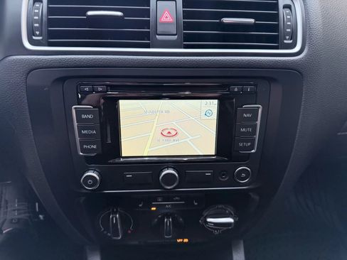 Used 2014 Volkswagen Jetta TDI image 15