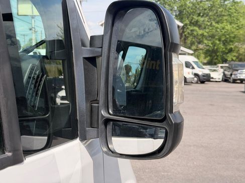 Used 2023 RAM ProMaster 2500 FWD image 9