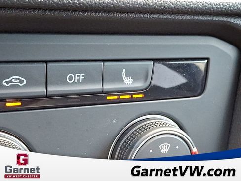 Certified 2022 Volkswagen Taos SE image 23