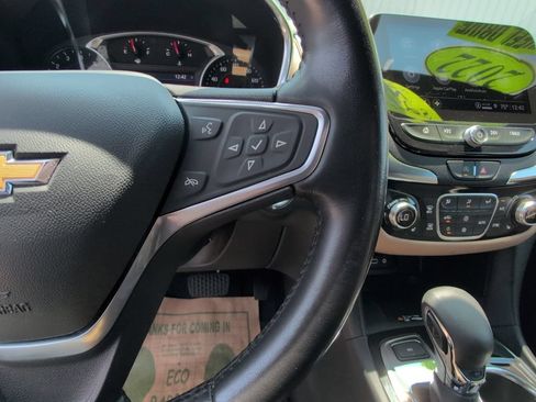 Used 2022 Chevrolet Equinox Premier AWD/4WD image 26
