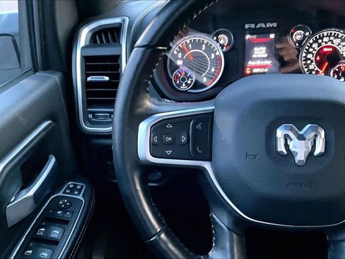 Used 2024 RAM 2500 Big Horn image 25