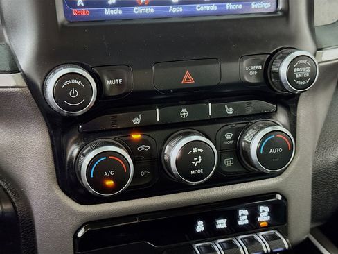 Used 2020 RAM 1500 Big Horn AWD/4WD image 17