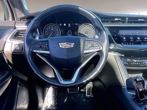 Certified 2023 Cadillac XT6 Sport w/ Technology Package image 5