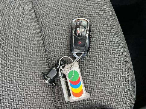 Used 2025 Buick Encore GX Preferred image 22