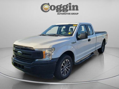Used 2018 Ford F150 XL w/ Trailer Tow Package RWD image 2