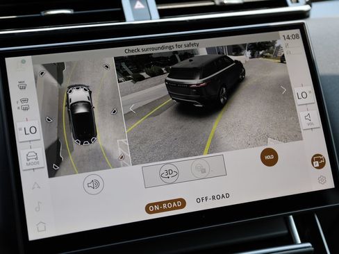 New 2026 Land Rover Range Rover Velar S AWD/4WD image 9