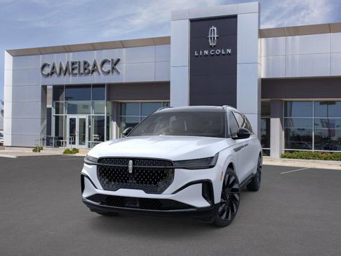 New 2026 Lincoln Nautilus Reserve w/ Jet Appearance Package image 2