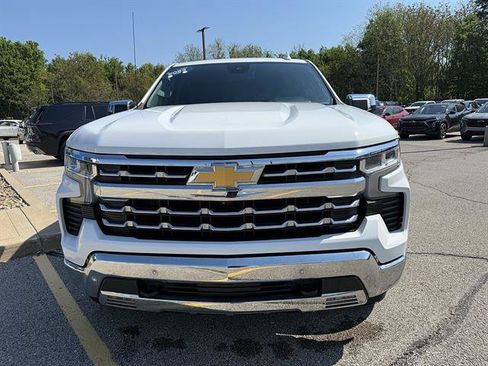 Certified 2023 Chevrolet Silverado 1500 LTZ AWD/4WD image 10