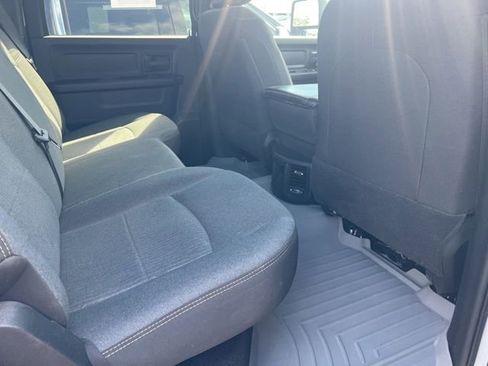Used 2024 RAM 2500 Tradesman w/ Chrome Appearance Group AWD/4WD image 21