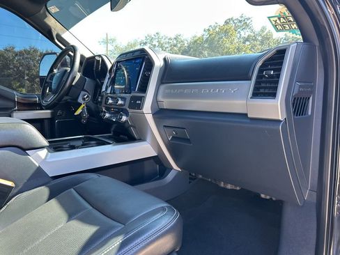 Used 2022 Ford F250 Lariat w/ Lariat Value Package image 59