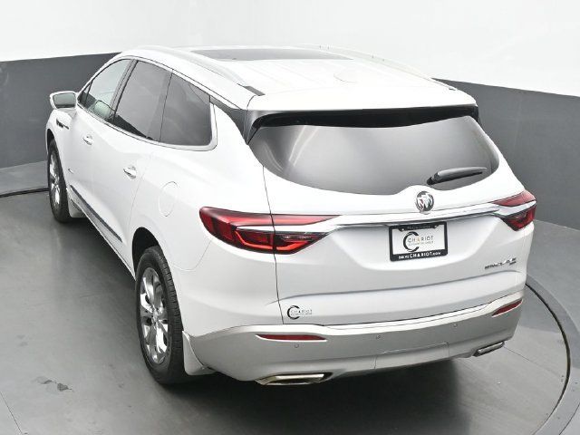 Used 2019 Buick Enclave Avenir w/ Avenir Technology Package AWD/4WD image 41