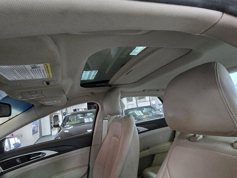 Used 2018 Lincoln MKZ Select w/ Select Plus Package AWD/4WD image 33