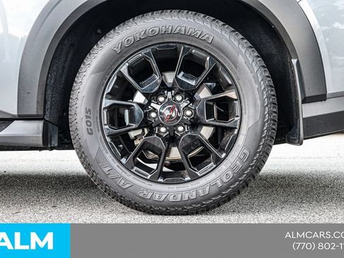 Used 2025 Nissan Armada PRO-4X w/ Pro-4X Premium Package AWD/4WD image 16