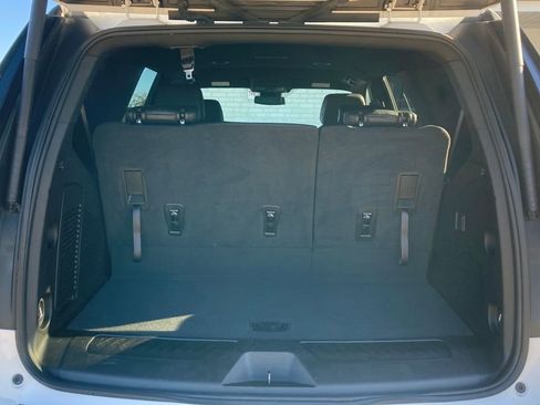 Used 2024 Chevrolet Tahoe LT image 23