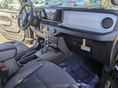 New 2026 Jeep Gladiator Sport image 19