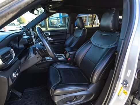 Used 2021 Ford Explorer ST w/ Equipment Group 401A image 9