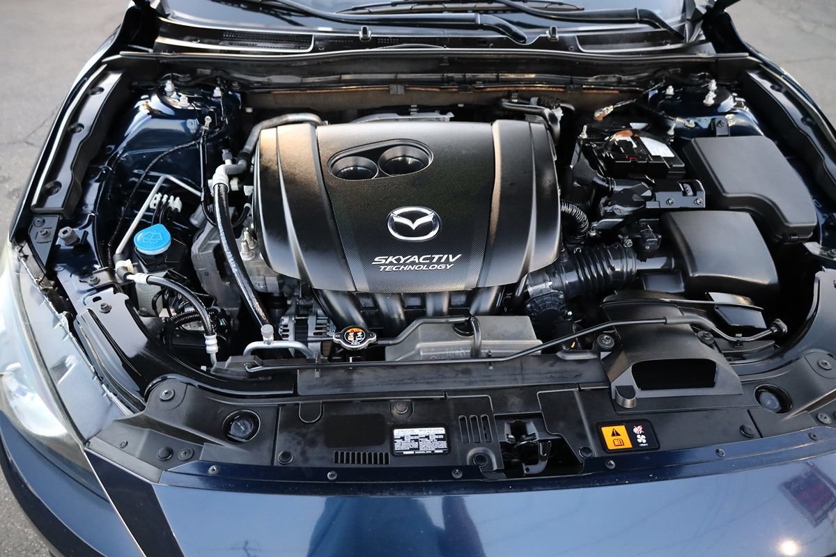 Used 2016 MAZDA MAZDA3 i Touring w/ Popular Equipment Package FWD image 28
