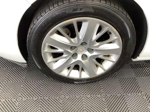Used 2019 Chevrolet Impala LS image 2