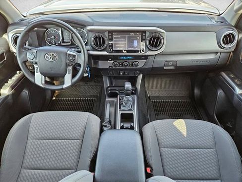 Used 2022 Toyota Tacoma SR5 RWD image 16