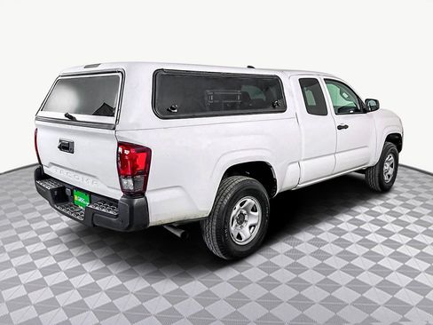 Used 2022 Toyota Tacoma SR image 10