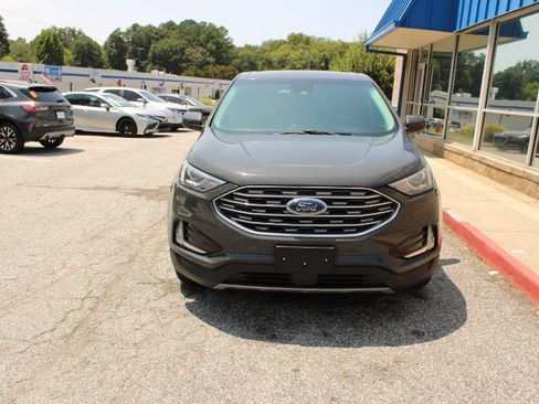 Used 2021 Ford Edge SEL w/ Cargo Accessory Package FWD image 2