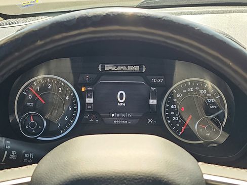 Used 2019 RAM 1500 Laramie RWD image 20