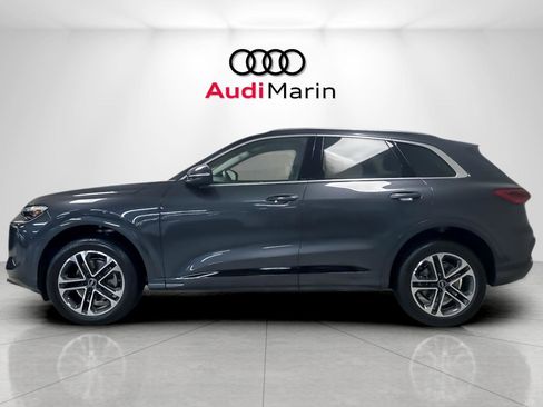 Used 2025 Audi Q5 Premium Plus w/ Premium Plus image 2