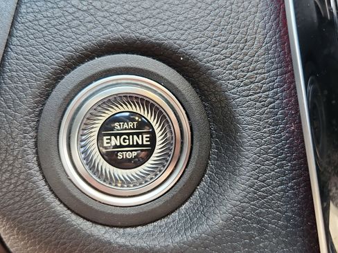 Used 2019 Mercedes-Benz C 300 C 300 image 34