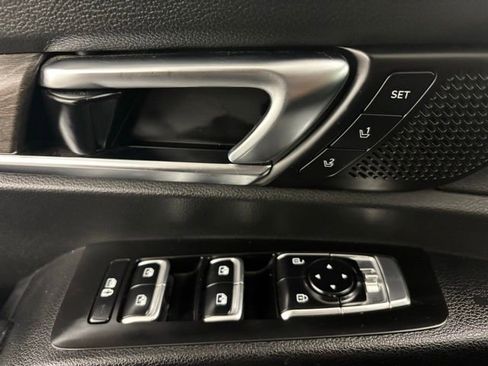 Used 2022 Kia Telluride SX w/ Towing Package FWD image 24