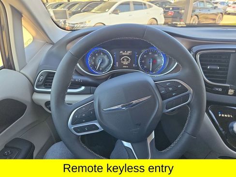 Used 2024 Chrysler Voyager LX FWD image 19