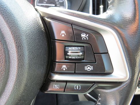 Used 2020 Subaru Forester Premium image 13