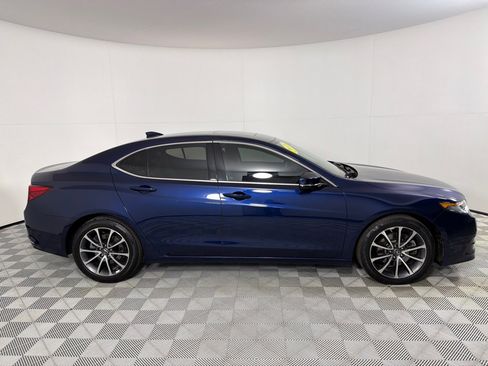 Used 2017 Acura TLX V6 SH-AWD w/ Technology Pkg image 4