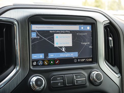 Used 2020 GMC Sierra 1500 Denali w/ Technology Package AWD/4WD image 24