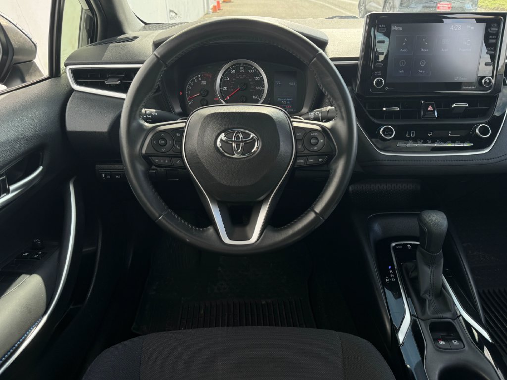 Certified 2022 Toyota Corolla SE w/ SE Premium Package FWD image 14