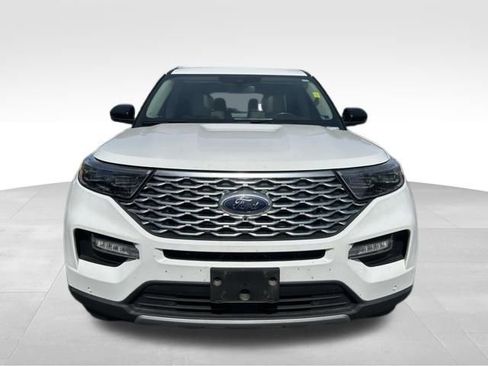 Used 2021 Ford Explorer Platinum w/ Equipment Group 601A AWD/4WD image 12