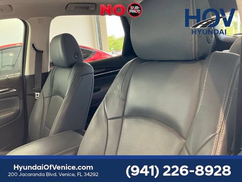 Used 2021 Buick Enclave Essence w/ Sound and Sites Package FWD image 17