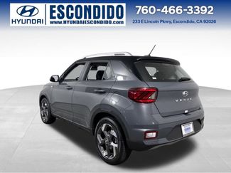 New 2026 Hyundai Venue SEL video 3