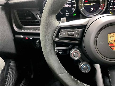 Used 2025 Porsche 911 GT3 RS image 22