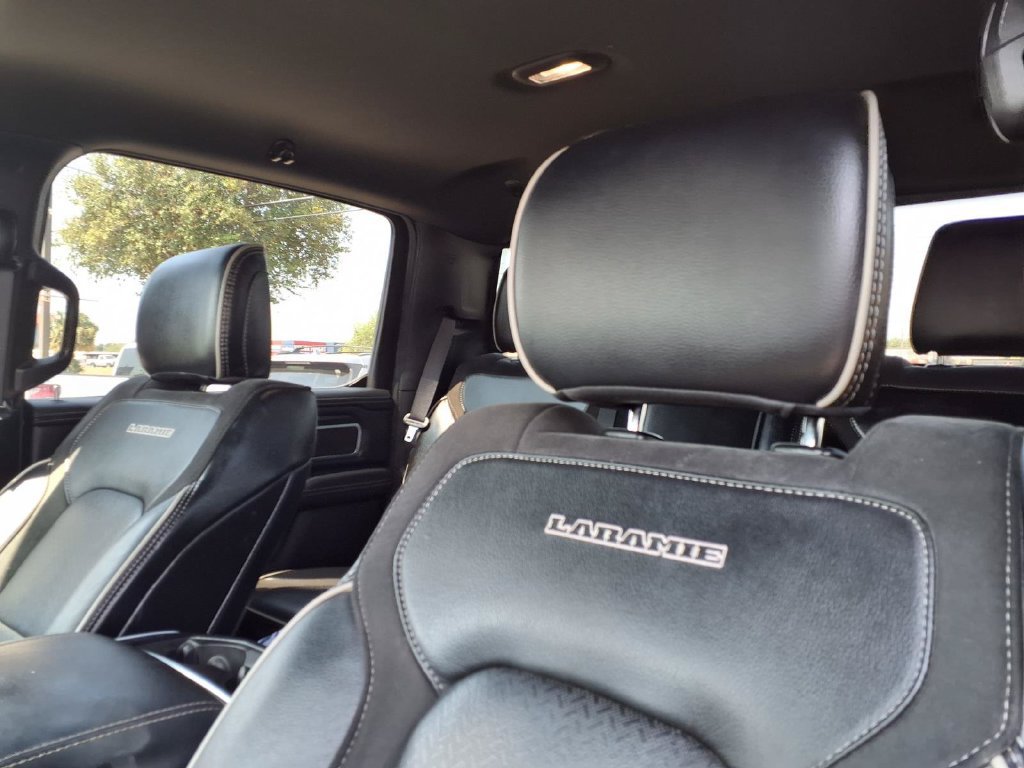 Used 2023 RAM 1500 Laramie AWD/4WD image 17