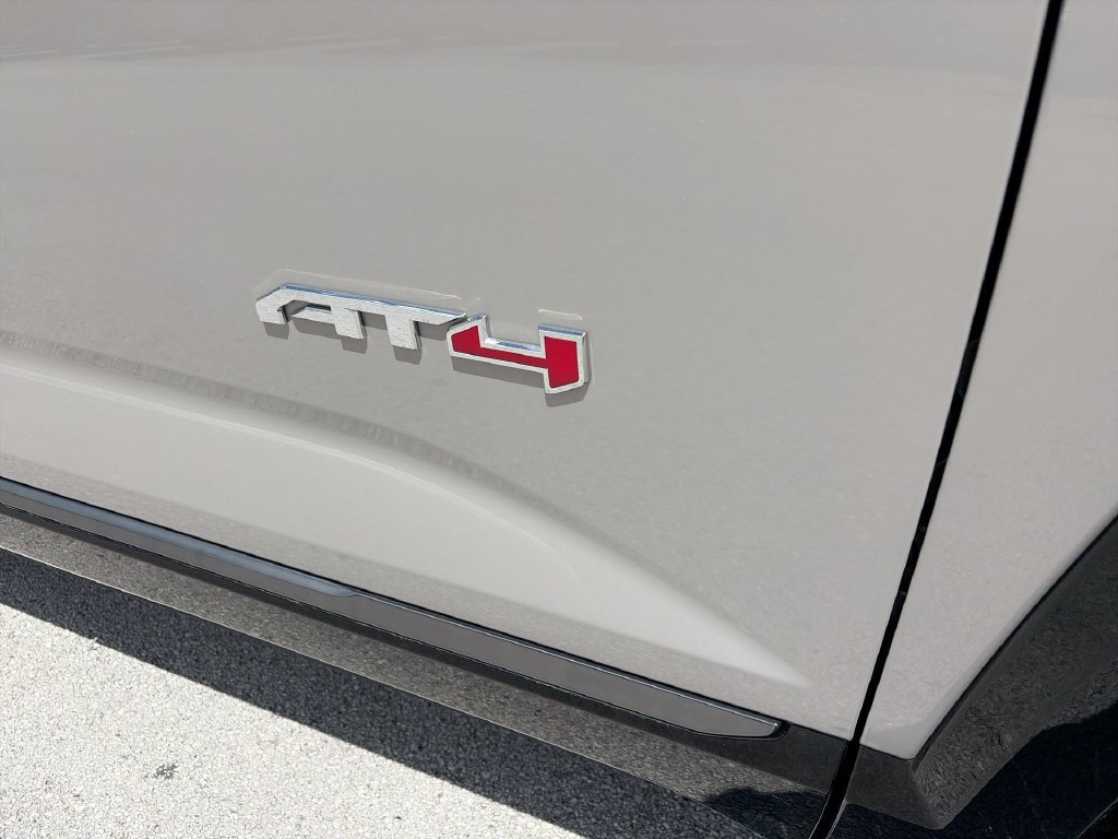 New 2026 GMC Terrain AT4 AWD/4WD image 39