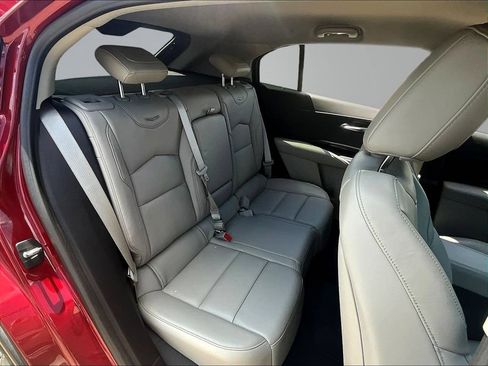 Used 2019 Cadillac XT4 Premium Luxury AWD/4WD image 27