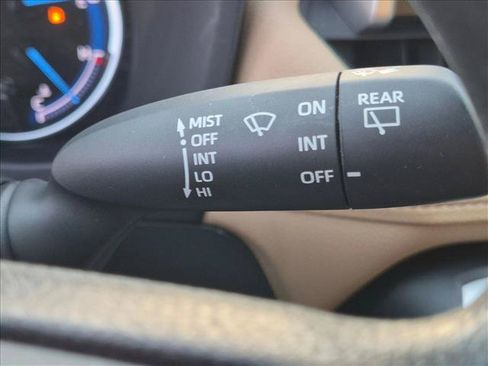 Used 2024 Toyota RAV4 LE AWD/4WD image 18